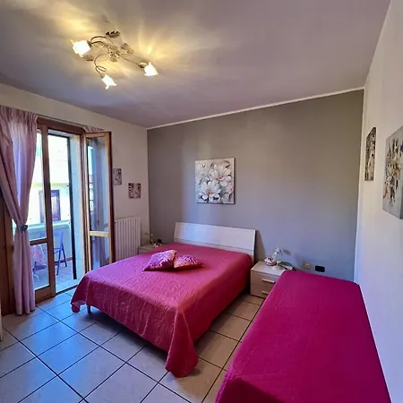 לינה וארוחת בוקר B&B Girasole 3*