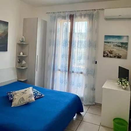 B&B Girasole לינה וארוחת בוקר 3*